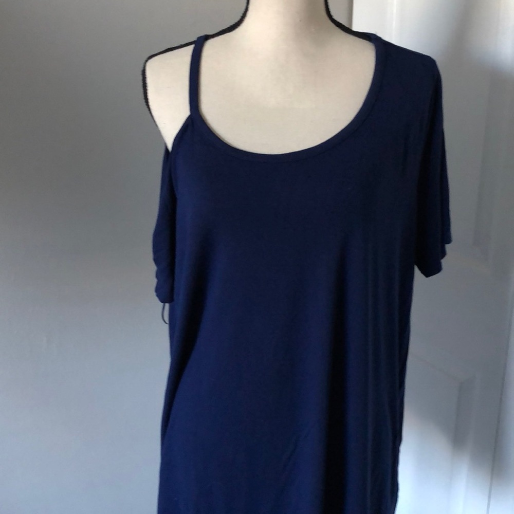 ♥️3X20 A.N.A ONE SHOULDER OUT LADY TOP | XL